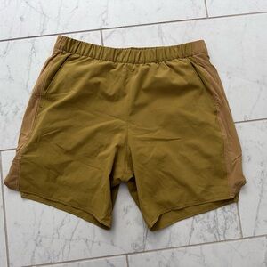 Men’s Outdoor Voices Size L Rectrek Short